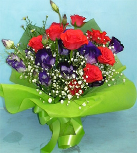 Ankara çiçek satışı firma ürünümüz karışık mevsim çiçekleri ve güller