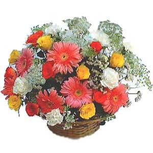 Ankara Ostim çiçek gönder en çok satılan ürünümüz Karışık mevsim sepetlerinden çiçek tanzimi Ankara çiçek gönder firması şahane ürünümüz