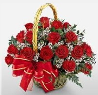 17 adet kırmızı gülden gül çiçek sepeti Ankara çiçek mağazası , çiçekçi adresleri